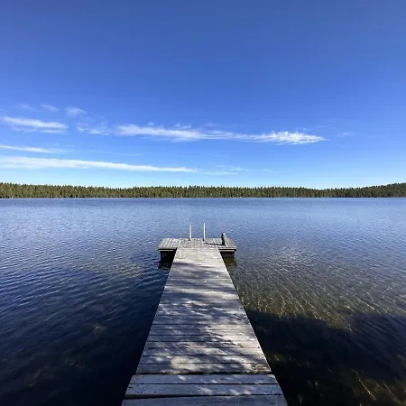 Huvilat Private Lakeside Metsola *