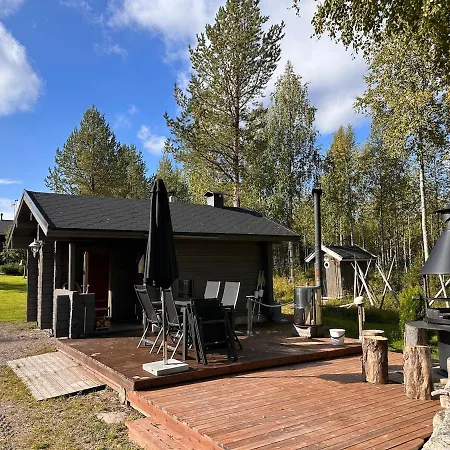 Private Lakeside Metsola