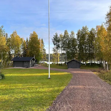 Private Lakeside Metsola Villa Kuusamo