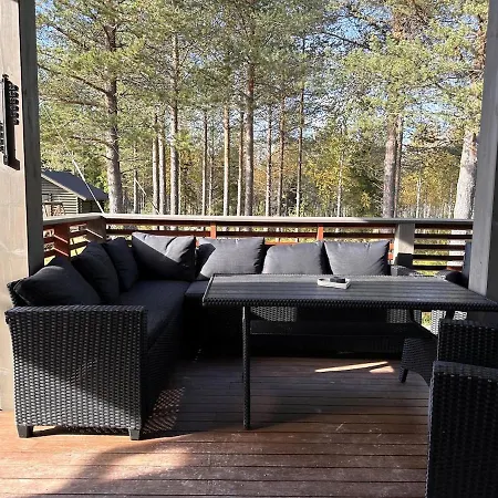 Private Lakeside Metsola Huvilat Kuusamo