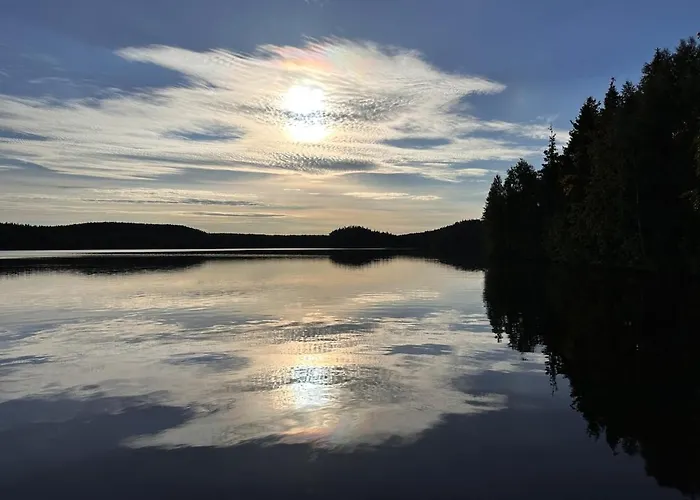 Private Lakeside Metsola Вилла Куусамо