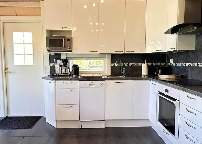 Private Lakeside Metsola Вилла Куусамо