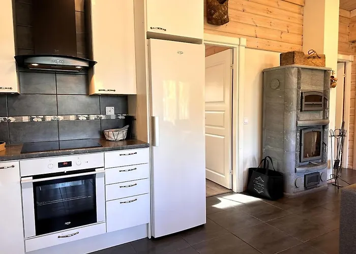 Private Lakeside Metsola Куусамо