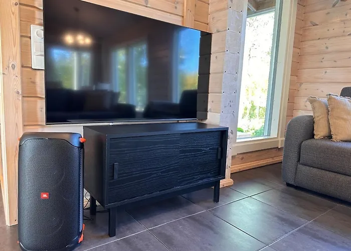 Private Lakeside Metsola Вилла *