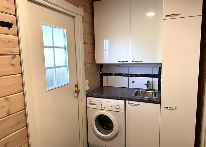 Private Lakeside Metsola Вилла Куусамо