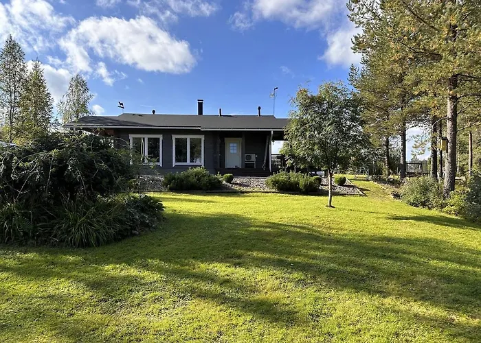 Вилла Private Lakeside Metsola