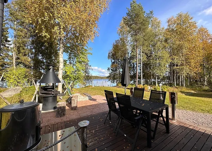 Private Lakeside Metsola Вилла *