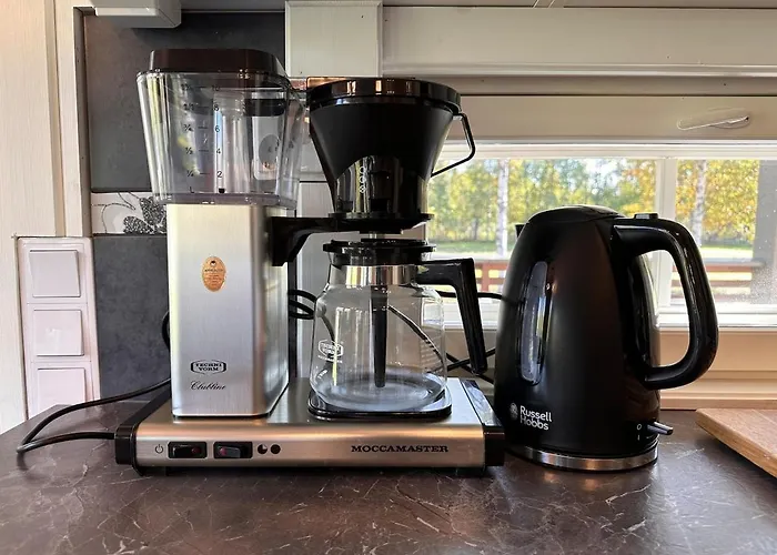 Private Lakeside Metsola